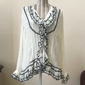 😍 Cute Ruffled Shirt😍